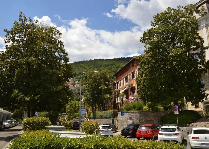 Mrmorgen Apartment Opatija